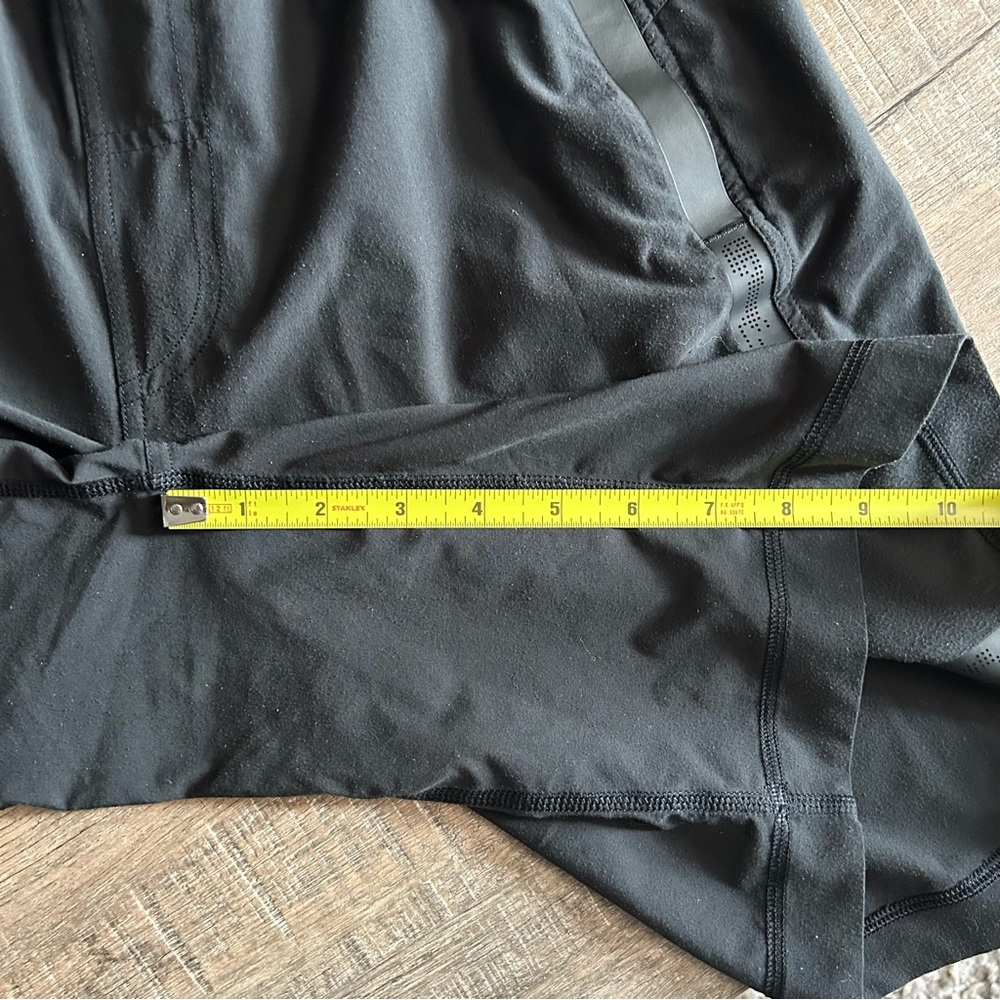 Lululemon Shorts - Picture 6 of 7
